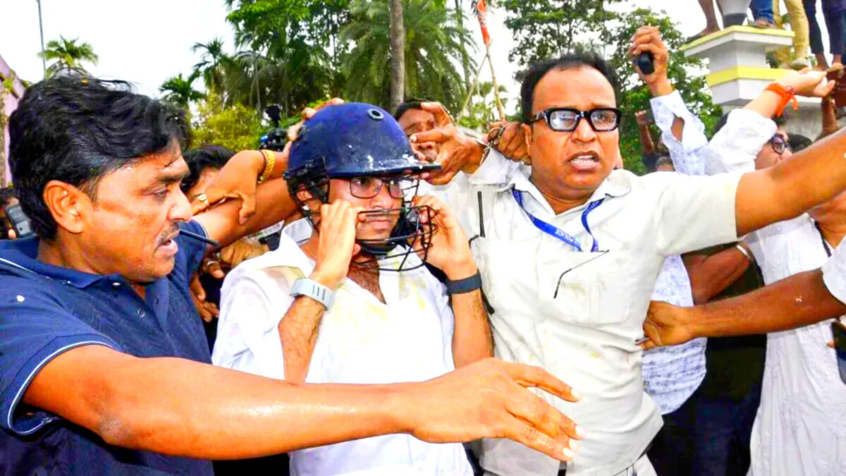 Abhishek Banerjee Attack Case: అభిషేక్ బెనర్జీపై దాడి కేసులో భారీ ట్విస్ట్.. దాడి చేసినవారికి మాజీ TMC ఎమ్మెల్యేతో సంబంధాలు! |