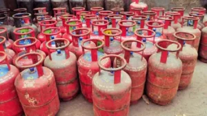 LPG: నగరవాసులకు గ్యాస్ తిప్పలు.. కొత్త కనెక్షన్లు బంద్.. రెండో సిలిండర్కూ నో! | తెలంగాణ వార్తలు | ACTPnews