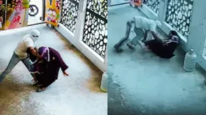 Shocking Video: పట్టపగలే దారుణం.. టీచర్ను 20 సార్లు కత్తితో పొడిచి చంపిన కిరాతకుడు! | | ACTPnews