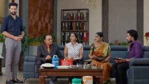 Karthika Deepam Serial: వాడే నా వెంట పడి వాడే నన్ను వదిలేశాడు.. సూరజ్ కోసం జ్యోత్స్న కన్నీళ్లు! పాపం.. | | ACTPnews
