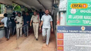 Tirumala: బ్రహ్మోత్సవాల నేపథ్యంలో అలిపిరి నుంచి GNC వరకు క్షుణ్ణంగా తనిఖీలు.. 30 షాపులకు టీటీడీ నోటీసులు.. | | ACTPnews