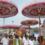 28 ఏళ్లుగా తిరుమలకు వస్తున్న ఆ గొడుగులు.. వెనుక ఇంత పెద్ద కథ ఉందని తెలుసా? Tirumala Brahmotsavam | | ACTPnews