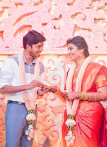 Allari Naresh Wife: అల్లరి నరేష్ భార్య బ్యాగ్రౌండ్ తెలిస్తే ఫ్యూజులు ఎగురుతాయి.. ఉపాసన, నమ్రతలకు తక్కువేం కాదు!! | | ACTPnews
