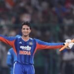 Abhishek Sharma: చరిత్ర సృష్టించిన అభిషేక్ శర్మ.. ప్రపంచ రికార్డు బద్దలు! | క్రీడా వార్తలు | ACTPnews