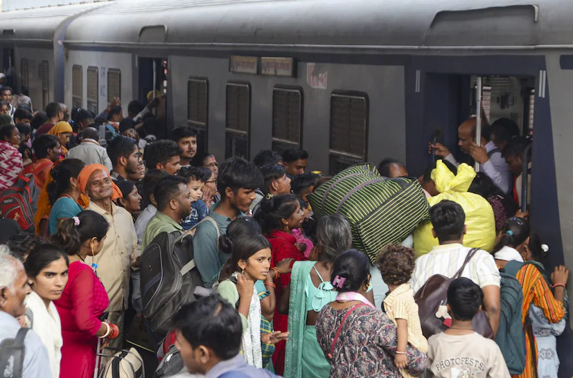 hyderabad to tirupati trains, hyderabad to tirupati trains today, hyderabad to tirupati trains ticket price, secunderabad to tirupati trains, lingampalli to tirupati trains, hyderabad to tirupati trains irctc, తిరుపతి ట్రైన్స్, తిరుపతి రైళ్లు, హైదరాబాద్ తిరుపతి ట్రైన్స్, హైదరాబాద్ తిరుపతి రైళ్లు, తిరుపతి స్పెషల్ ట్రైన్స్, తిరుపతి ప్రత్యేక రైళ్లు